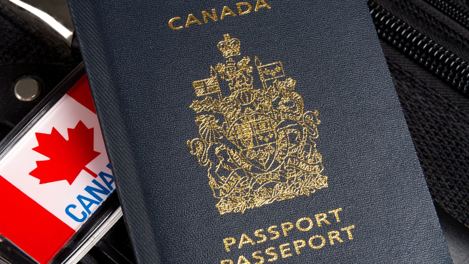 Gabriel Ste-Marie dénonce les délais de traitement pour les passeports