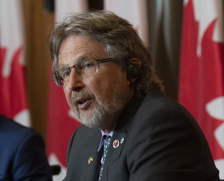 Le Canada doit trancher sur la question de l'aide médicale à mourir, dit un sénateur