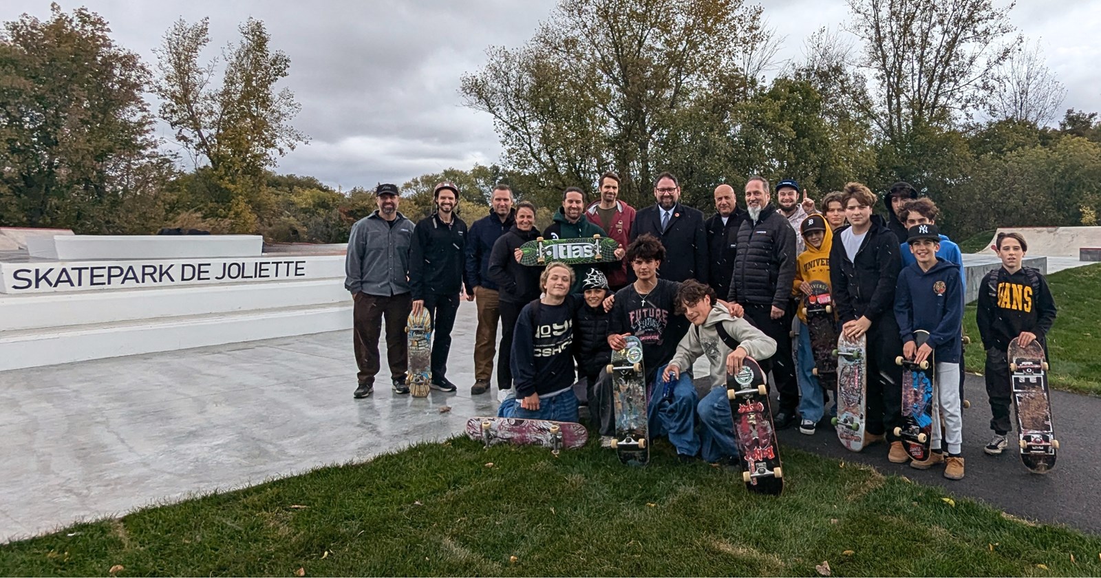 Inauguration du parc de planche à roulettes au parc des Dalles