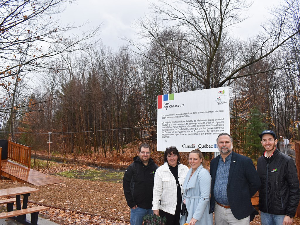 Inauguration du parc des Chasseurs à Saint-Félix-de-Valois