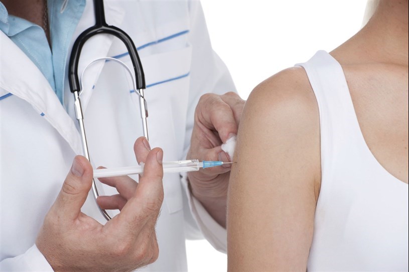 Coqueluche : le vaccin suggéré aux femmes enceintes et aux nourrissons