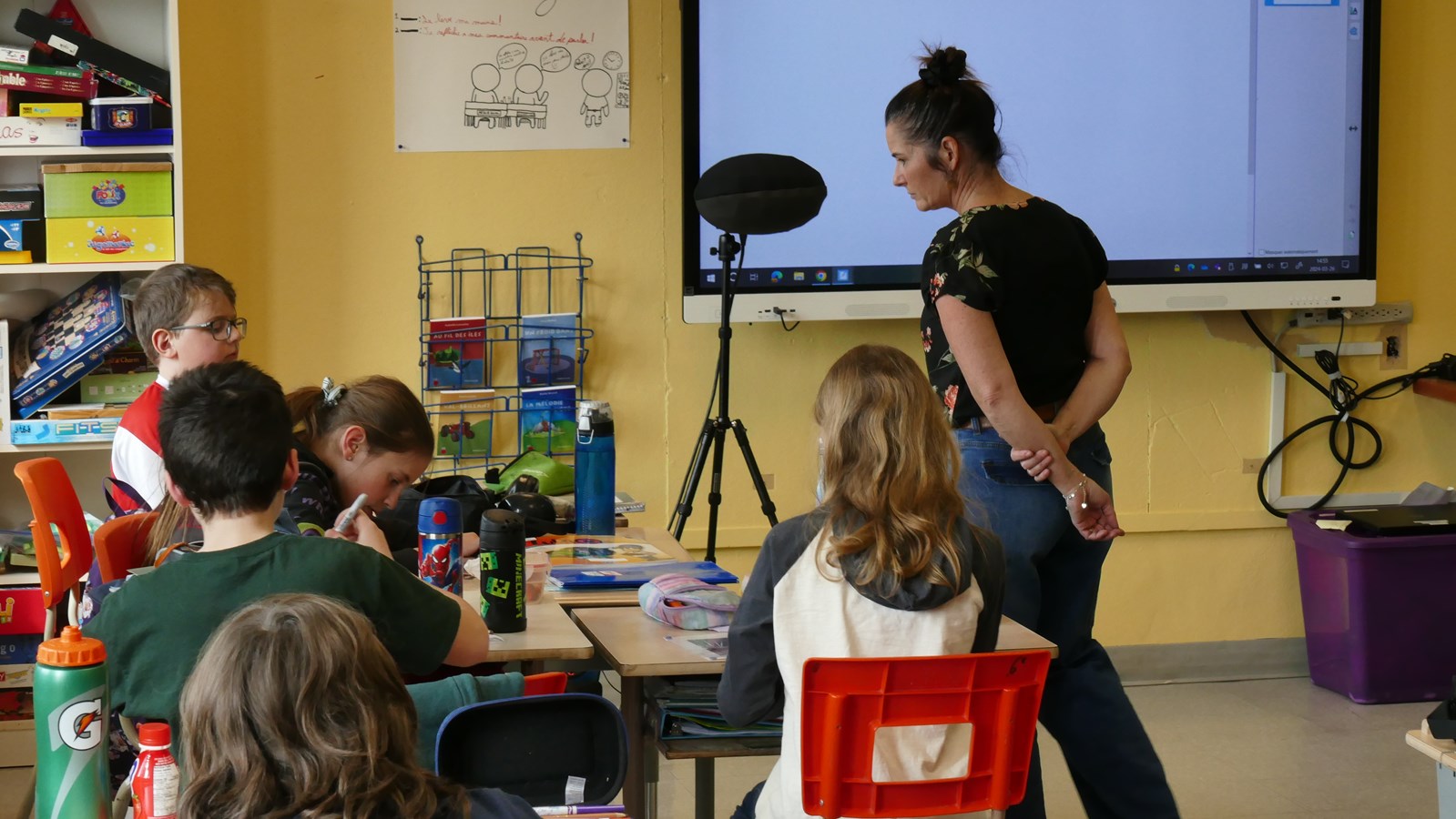 Projet d’art participatif entre un artiste et des élèves de l’école St-Jean-Baptiste