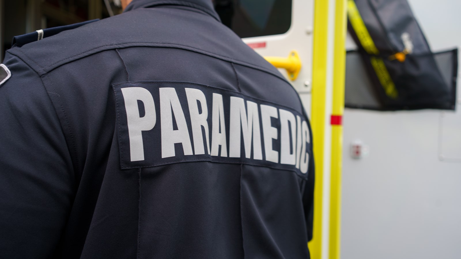 "a machinerie aurait glissé de sa remorque dans une courbe de la route 347, à la hauteur de l’avenue André-Leclerc.