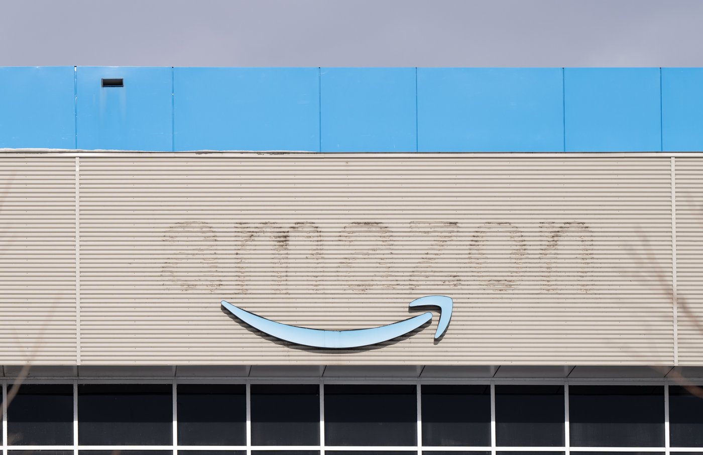 Fermeture des entrepôts d'Amazon au Québec: la CSN lance une campagne de boycottage