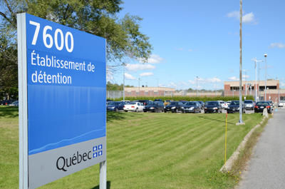Afin d endiguer le trafic de drogues à l intérieur de ses murs et diminuer les risques d évasions, la prison de Trois-Rivières s apprête à agrandir son enceinte. GUILLAUME JACOB/L'ÉCHO DE TROIS-RIVIÈRES/AGENCE QMI