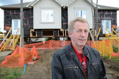 Jacques Rheault, un citoyen de Trois-Rivières, travaille à mettre sur pied SOS Pyrrhotite, un comité d aide qui fournirait des bénévoles pour aider les familles dans les travaux requis avant et après la reconstruction des solages.GUILLAUME JACOB/L'ÉCHO DE TROIS-RIVIÈRES/AGENCE QMI