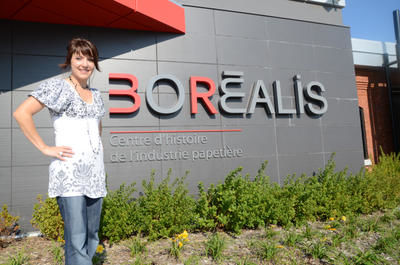 Valérie Bourgeois, directrice de Boréalis, se réjouit du succès qu a connu le centre d histoire de l industrie papetière durant sa première année d existence. GUILLAUME JACOB/L'ÉCHO DE TROIS-RIVIÈRES/AGENCE QMI
