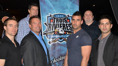Le Caron et Guay s'annonce comme un club robuste cette saison, particulièrement grâce à l'ajout de Curtis Tidball. Dans l'ordre habituel : Alexandre Jacques, Sylvain Robert, Carl Fleury, Thierry Douville, Patrick Lacelle et Curtis Tidball. Trois-Rivières le 6 septembre 2011. NICOLAS DUCHARME/L'ÉCHO DE TROIS-RIVIÈRES/AGENCE QMI
