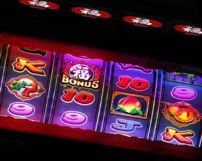 L ennui est le facteur principal qui pousse les ainés vers les casinos. REUTERS/Bobby Yip