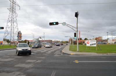 L'intersection du boulevard des Récollets et de la rue Bellefeuille est l'endroit où il survient le plus de collisions à Trois-Rivières le 18 octobre 2011. GUILLAUME JACOB/L'ÉCHO DE SHAWINIGAN/AGENCE QMI