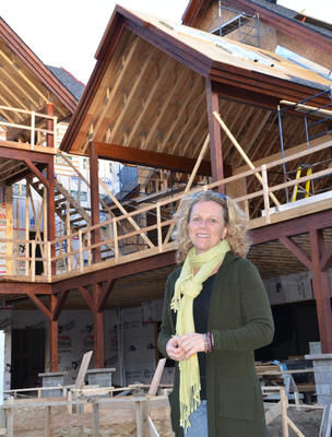 Malgré les embûches des derniers jours, Marie-Andrée Deschênes reste positive et espère une résolution rapide du conflit dans le monde de la construction. Trois-Rivières le 25 octobre 2011. NICOLAS DUCHARME/L'ÉCHO DE TROIS-RIVIÈRES/AGENCE QMI