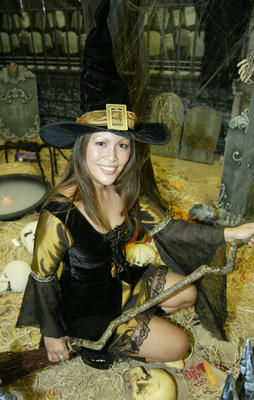 Les costumes osés ont la cote chez les jeunes femmes. Photo: Agence QMI