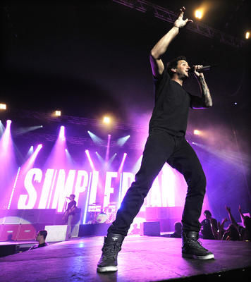 Spectacle de Marie Mai et Simple Plan a la soiree Best Buy au Colisee Pepsi . Samedi le 17 septembre 2011.
(BENOIT GARIEPY/JOURNAL DE QUEBEC/AGENCE QMI)