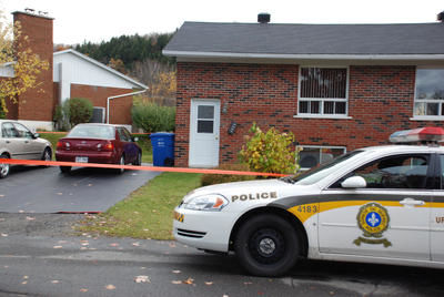 Kim Cloutier est accusée du meurtre de son beau-frère, Steve Ouellet. Un souper entre amis avait dégénéré sur la rue Garceau à Shawinigan, dans la nuit du 15 au 16 octobre 2010. Photo d'archives, Agence QMI