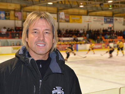 Le président de la Ligue de hockey senior A mauricienne, Guy Villiard, attribue le succès de sa ligue à de saines rivalités et au sentiment d appartenance que les spectateurs ont envers les joueurs de leur propre ville. Trois-Rivières le 25 november 2011. NICOLAS DUCHARME/L'ÉCHO DE TROIS-RIVIÈRES/AGENCE QMI