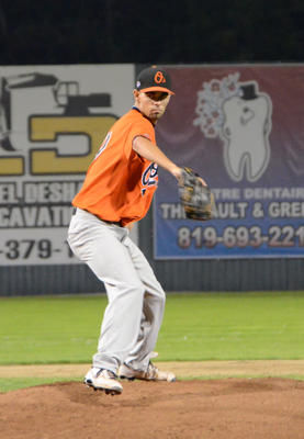 Le lanceur Dany Coulombe a été impeccable en six manches de travail, n'accordant que deux coups sûrs dans la victoire des Orioles sur les Aigles. Trois-Rivières le 12 septembre 2011. NICOLAS DUCHARME/L'ÉCHO DE TROIS-RIVIÈRES/AGENCE QMI
