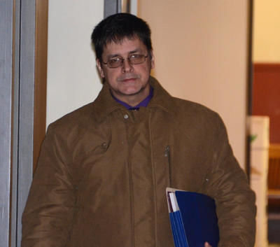 Stéphane Abran devra subir un procès, lui qui fait face à six chefs d accusations pour agressions sexuelles, attouchements sexuels et incitations à des contacts sexuels sur une présumée victime de 13 ans. Trois-Rivières le 9 janvier 2012. NICOLAS DUCHARME/L'ÉCHO DE TROIS-RIVIÈRES/AGENCE QMI