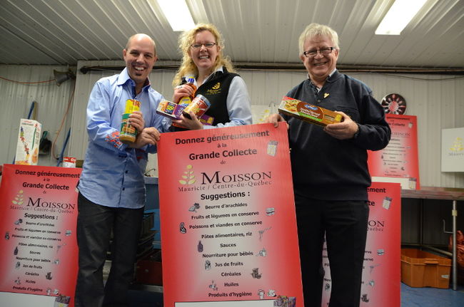 La directrice générale de l'organisme, Caroline Dionne, et le président de Moisson Mauricie, Jean-Guy Doucet, en des jours plus heureux.