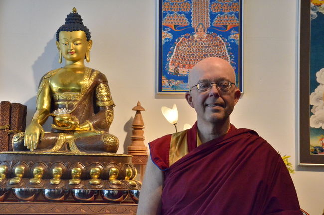 Le moine résident du Centre Shamata, Kelsang Zopa.