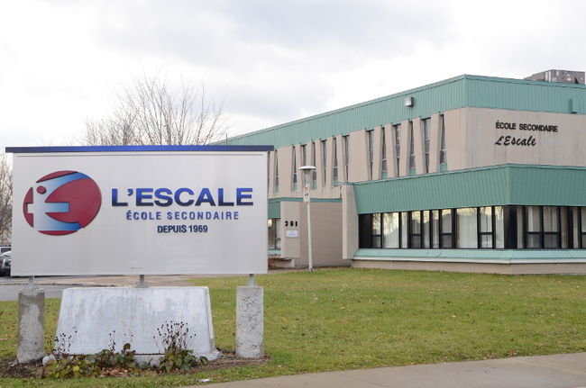 Le matin du 14 novembre 2011, l’école secondaire l’Escale de Louiseville a été le théâtre d’une agression au couteau.