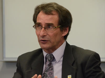 Le vice-recteur à l'administration, finances et vie étudiante, Claude Arbour  Trois-Rivières le 20 mars 2012. NICOLAS DUCHARME/L'ÉCHO DE TROIS-RIVIÈRES/AGENCE QMI