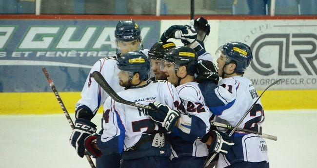 Grâce à leur victoire de 4-2 enregistrée mercredi au Colisée de Trois-Rivières, le Caron et Guay force la tenue d'un sixième match dans la série.