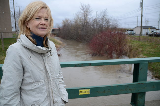 Francine Gagnon, porte-parole des « sinistrés de la rivière Milette », se dit satisfaite du règlement à l’amiable conclut avec la Ville.