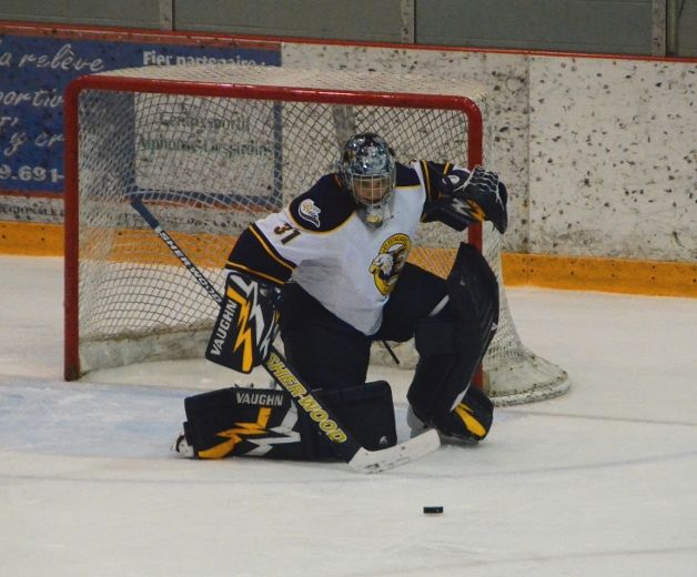 Le gardien Alex Bureau est l'un des cinq joueurs invités au camp d'évaluation de la LHJMQ.