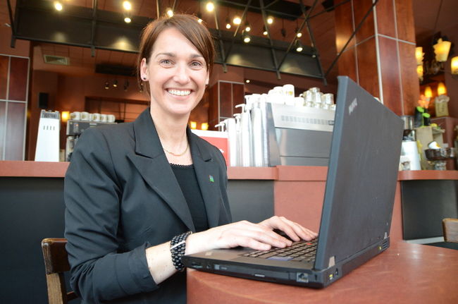 La conseillère du district de Sainte-Marguerite, Catherine Dufresne, est l’une des rares membres du conseil municipal de Trois-Rivières à avoir une page Facebook à l’intention de ses citoyens.