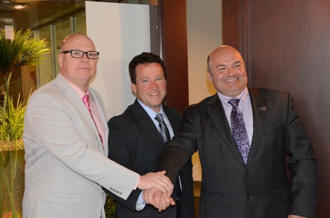 Pierre Jackson, candidat dans Champlain, Donald Martel, qui briguera Nicolet-Bécancour et Pierre Giguère, candidat dans Saint-Maurice, iront à la rencontre des électeurs dans les prochaines semaines.