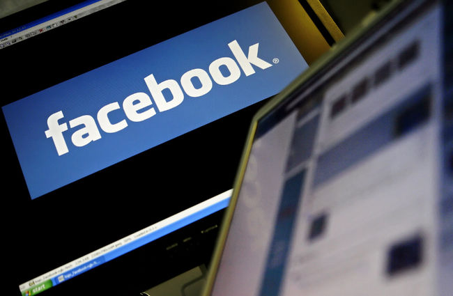 Facebook, un casse-tête pour les écoles secondaires