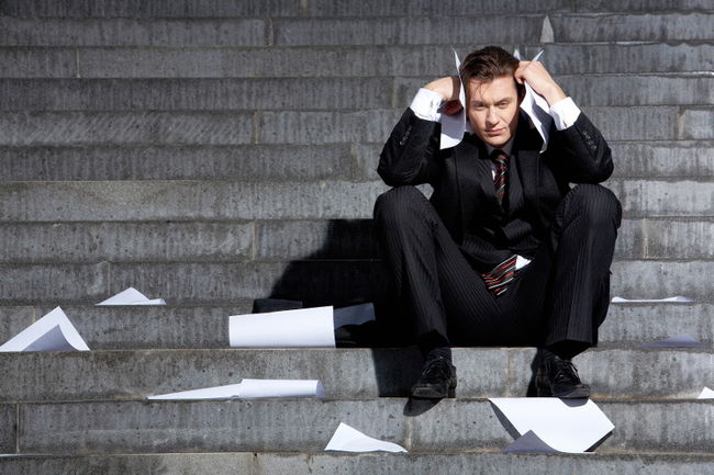 Contrairement au stress « stimulant », le stress « oppressant » a une incidence sur le
travailleur, et plus généralement sur l’entreprise.
