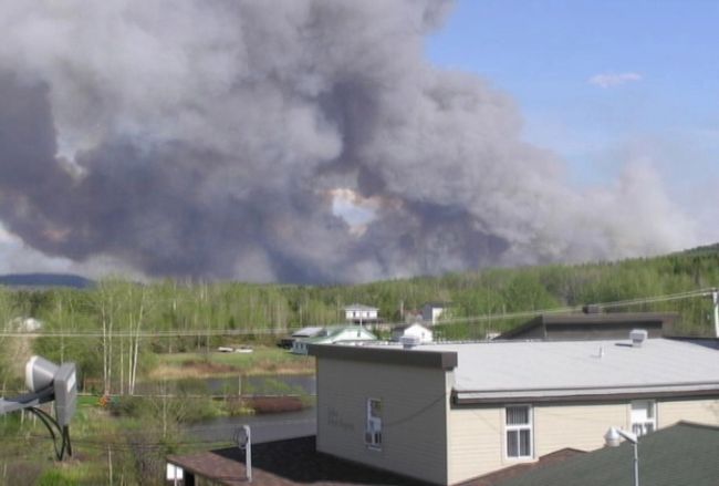 La SOPFEU est sur un pied d'alerte en Haute-Mauricie. Les feux de forêt s'approche de zones habitées.