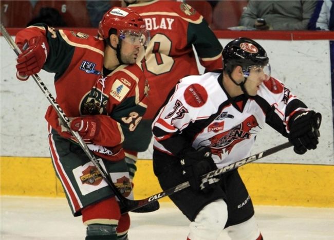 Yann Joseph portait l'uniforme du Wild de Windsor la saison dernière. La concession a déménagé vers Cornwall en Ontario au terme de la campagne.