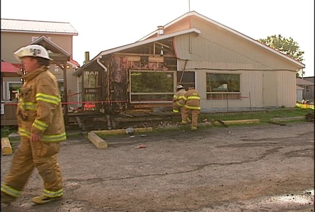 Un incendie s'est déclaré vers 4h20 dans la nuit de mercredi à jeudi, au resto-bar de la Marina de Sainte-Angèle, à Bécancour.