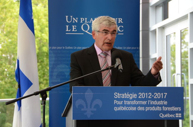 C’est à Trois-Rivières, au centre d’histoire de l’industrie papetière Boréalis, que le ministre des Ressources naturelles et de la Faune, Clément Gignac, a dévoilé les grandes lignes de la nouvelle stratégie de Québec pour relancer l’industrie forestière.