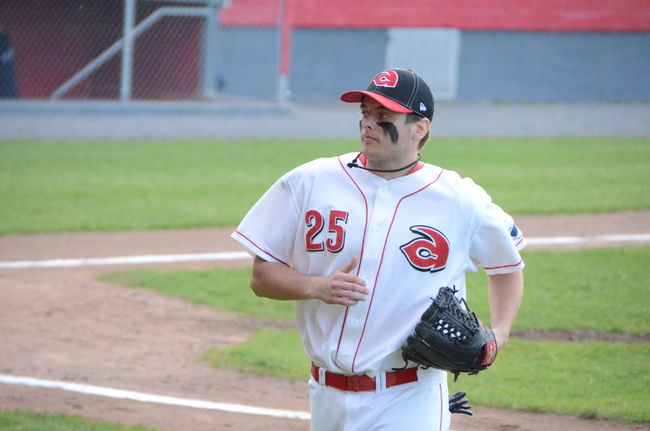 Guillaume Champagne sera sur le monticule ce soir alors que les Aigles visiteront le Royal de Repentigny.