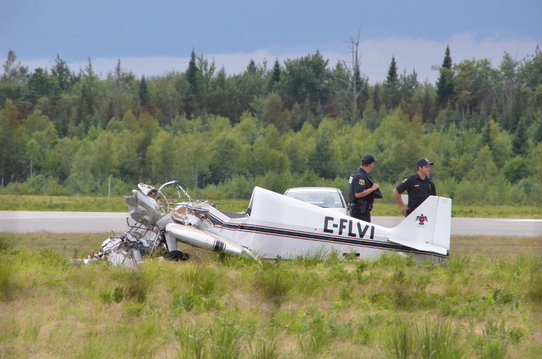 Écrasement d'un avion à l'aéroport