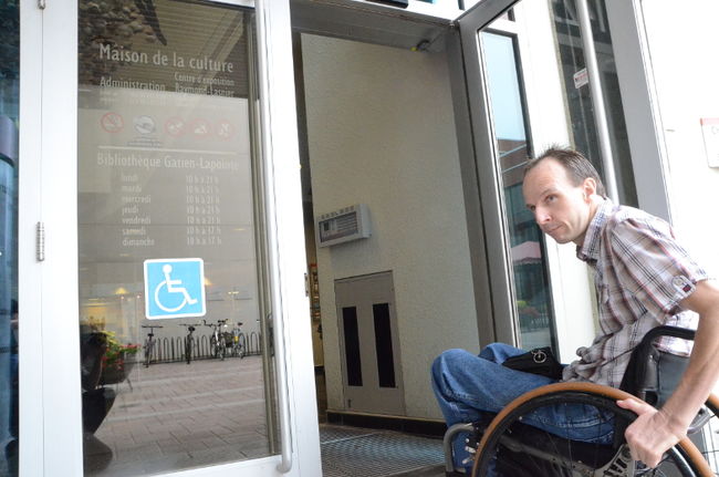 La Maison de la culture de Trois-Rivières est un exemple à suivre en tant qu’édifice bien adapté à la clientèle à mobilité réduite. 