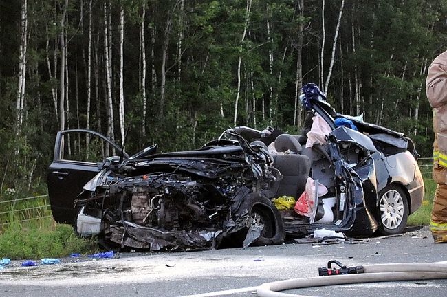 Un conducteur d’une trentaine d’années originaire de Shawinigan a succombé cette nuit à de graves blessures lorsque son véhicule est entré en collision avec un camion, sur l’autoroute 55, à la hauteur de Saint-Léonard d’Aston, dans le Centre-du-Québec, le mercredi 8 août 2012.