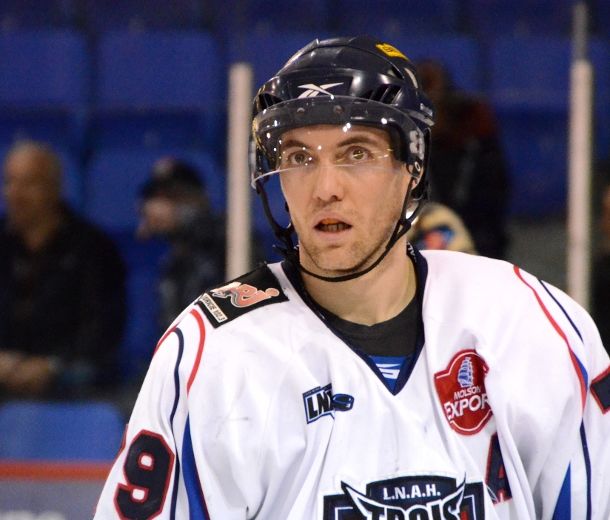 Le meilleur pointeur du Caron et Guay la saison dernière, Alexandre Jacques, sera de retour avec la formation la saison prochaine.