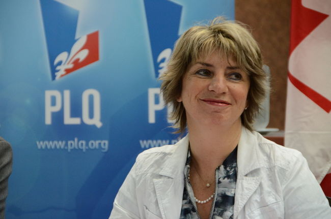 Danielle St-Amand a réagi hier au départ de Jean Charest de la vie politique.