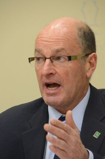 Le maire Yves Lévesque est d'avis que plusieurs dirigeants d'Hydro-Québec devraient rendre des comptes à la suite de la décision de déclassifier la centrale Gentilly-2.