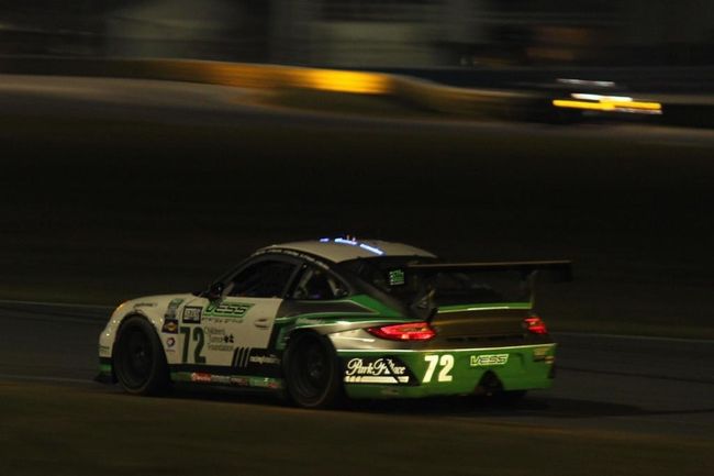 Jean-François Dumoulin a pris le 14e rang dans la catégorie GT de l’épreuve de 24 h à bord de la Porsche GT3 de l’écurie Park Place Motorsports.