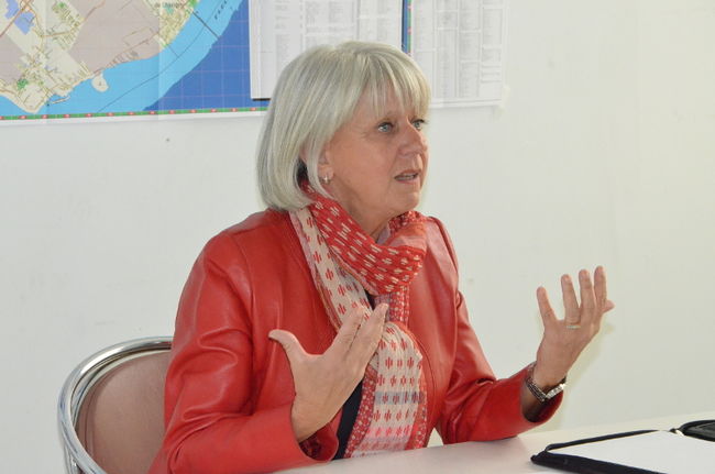 @09 Bas de vignette:Marcelle Girard croit qu’il est possible de réduire les dépenses de la Ville, ce qui lui permettrait de geler les taxes pendant deux ans. 