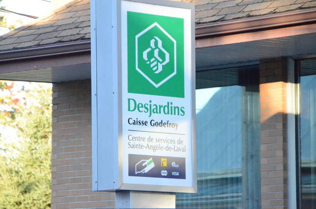 Le conseil d’administration de la Caisse Desjardins Godefroy a décidé en avril dernier de fermer les points de service de Sainte-Angèle-de-Laval (sur la photo), Précieux-Sang et Bécancour.