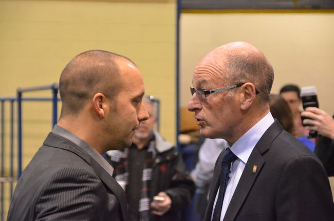 Les deux hommes ont eu une discussion ferme avant la tenue de la conférence de presse de la Foire de Noël.