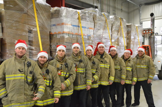 Les pompiers de Trois-Rivières ont amassé 15 000 livres de denrées, représentant plus de 27 000 $ amassés.
