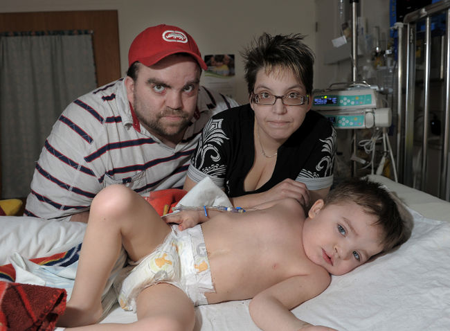Jayson et ses parents, Robin et Natalie