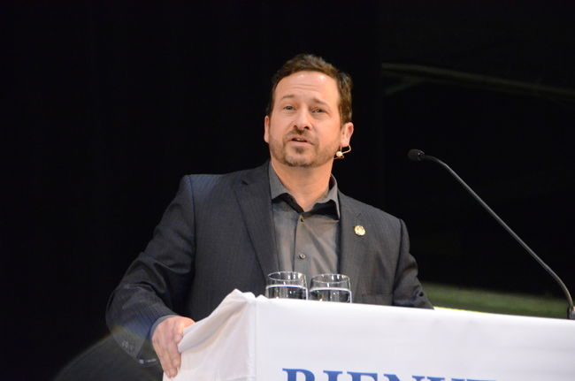 Le ministre responsable de la région, Yves-François Blanchet, sera de passage à Trois-Rivières vendredi pour visiter le Centre sportif Alphonse-Desjardins.